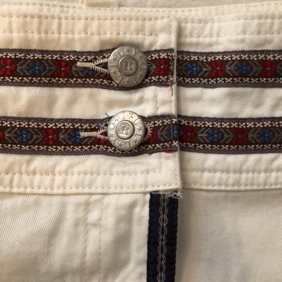 NWT original Oilily white and cream denim skirt with navy embroidery - Picture 8 of 16